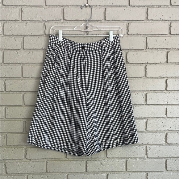 Sk & Company Pants - Vintage Black and White Checkered Plaid High Waist Pleated Shorts
